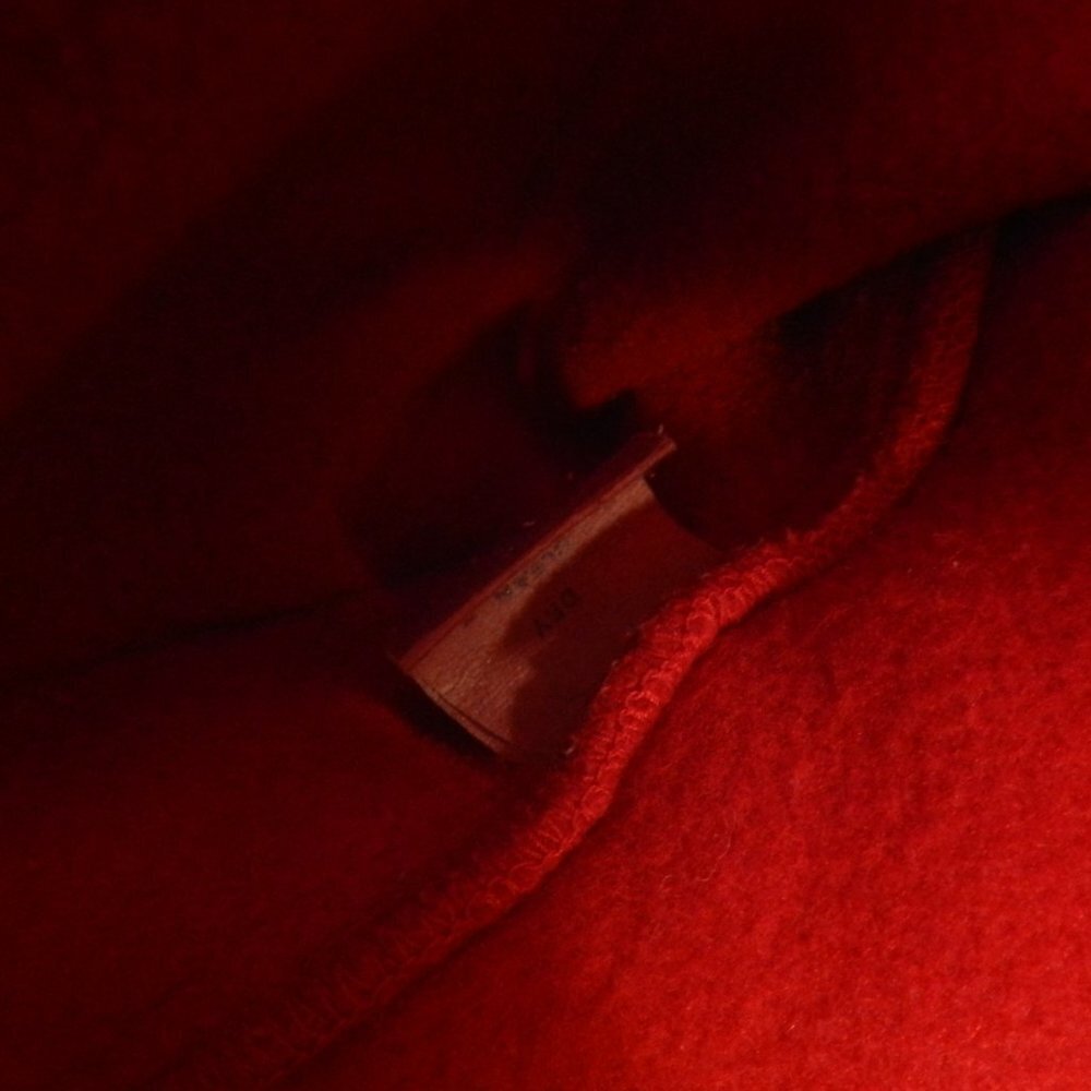 Les Petits Girls Red Button Down France Hooded Coat Size 15 Inch Pit To Pit - Picture 9 of 9